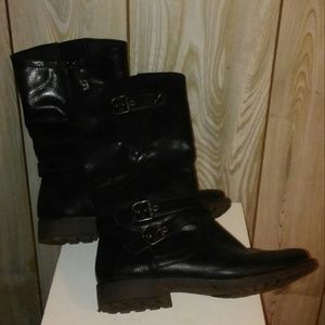 Ladies Bare Traps Shimmer Mid Calf Boots, Size 10